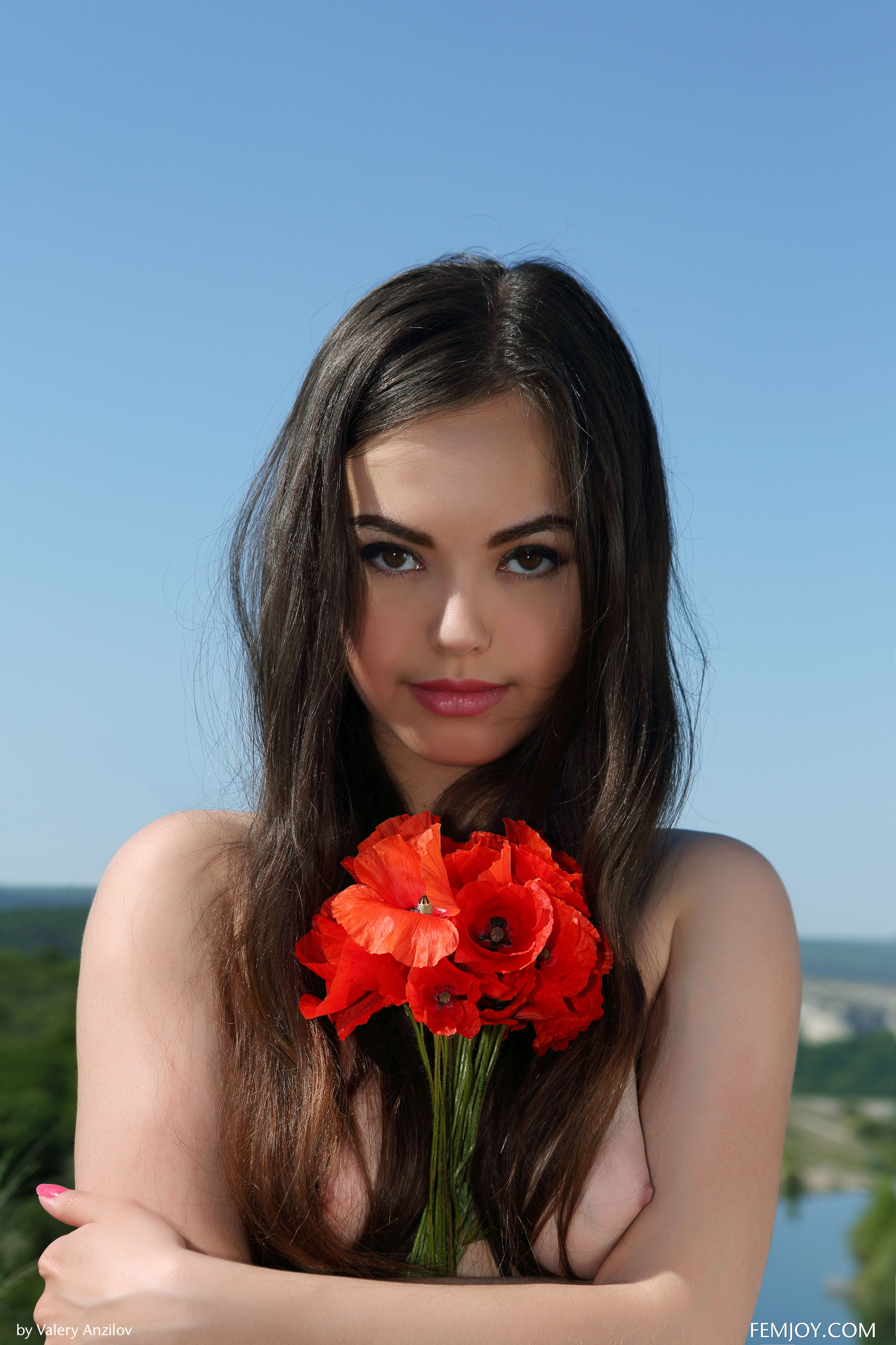 young nude teen pussy pussy raven haired teen